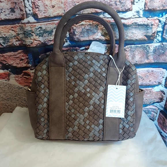 Deux Lux Delaney Mini Duffel Bag w/Duster Bag - Picture 5 of 8